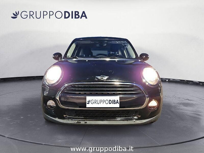 Usata Mini Cooper D Business 115 CV (84 kW) 2015 Nero Utilitaria