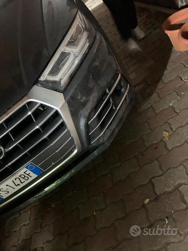 Grigio Usata 2019 Audi Q5 S-Line SUV | 29.000 € (Super prezzo) - Immagine 1/3