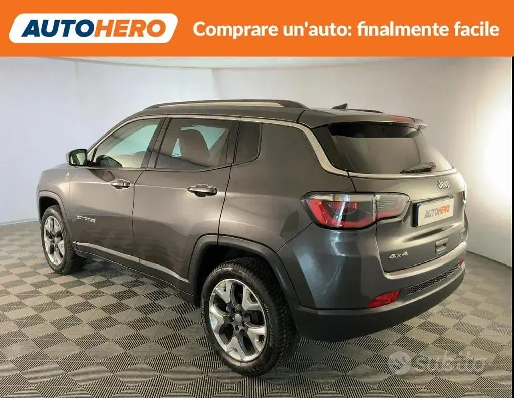 Usata Jeep Compass Opening Edition 140 CV (102 kW) 2017 Grigio SUV