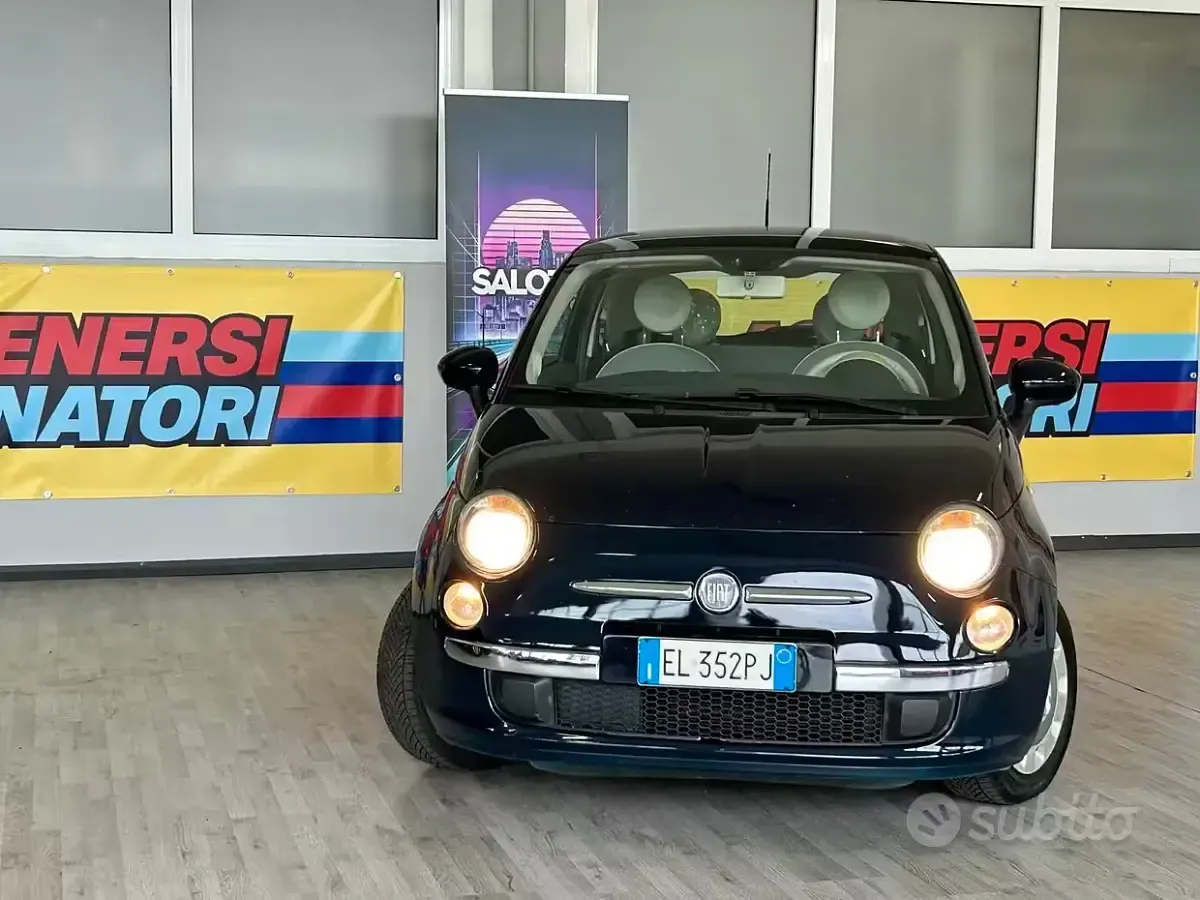 Usata Fiat 500 69 CV (50 kW) 2012 Bluazzurro Utilitaria