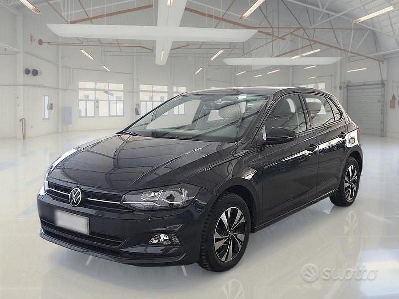 Grigio Usata 2021 VW Polo Comfortline Tre volumi | 10.950 € (Ottimo prezzo) - Immagine 1/4