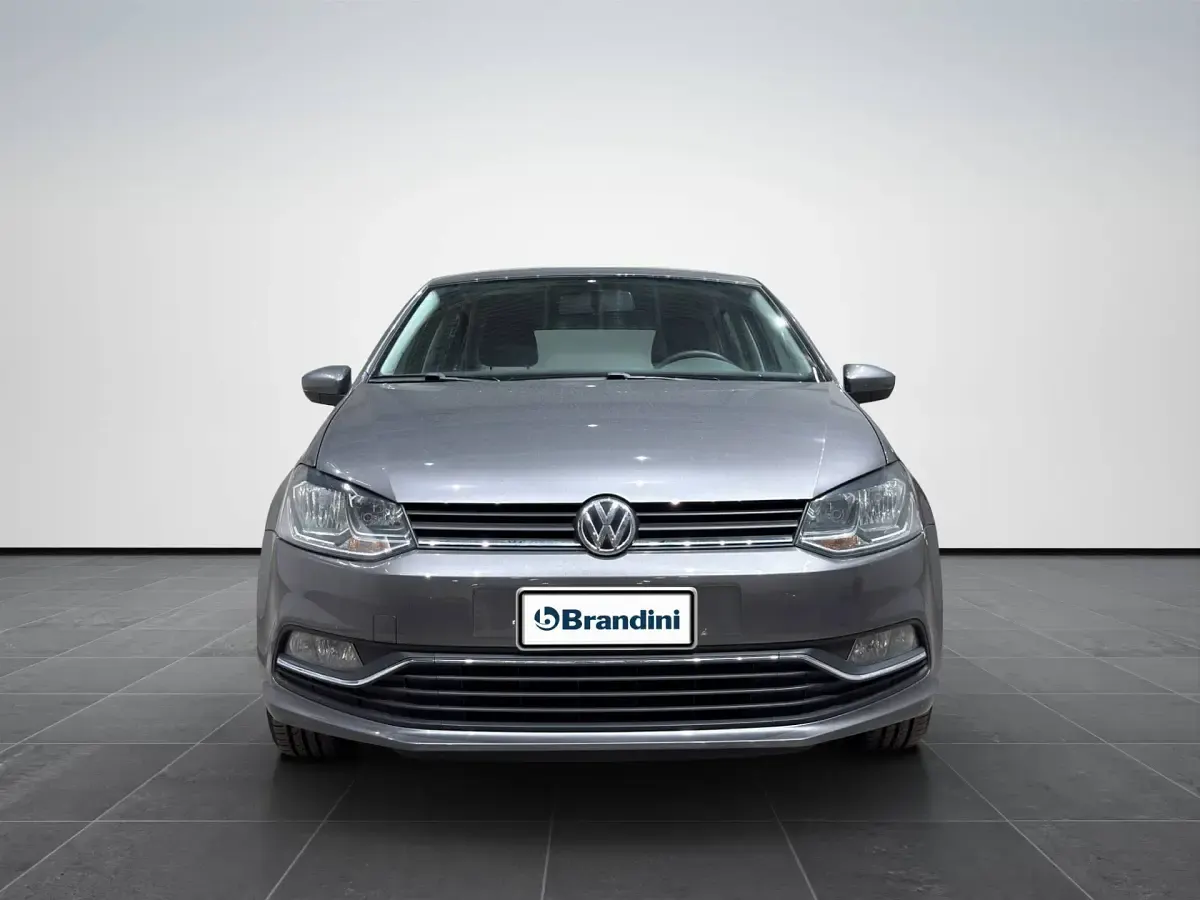 Usata VW Polo Comfortline 75 CV (55 kW) 2016 Grigio SUV