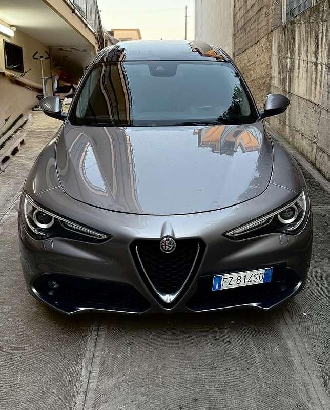 Usata Alfa Romeo Stelvio Executive 209 CV (153 kW) 2019 SUV