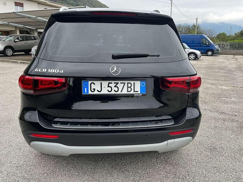 Usata Mercedes GLB180 Executive 116 CV (85 kW) 2022 Nero SUV