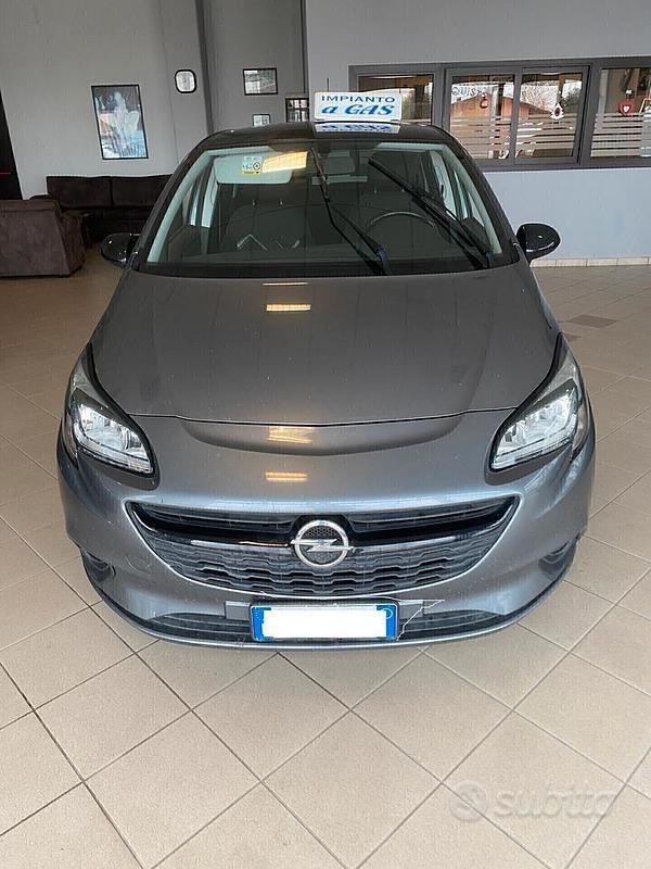 Usata Opel Corsa 90 CV (66 kW) 2017 Grigio Utilitaria