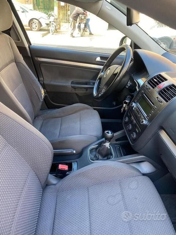 Usata VW Jetta Sportline 105 CV (77 kW) 2006 Nero Berlina
