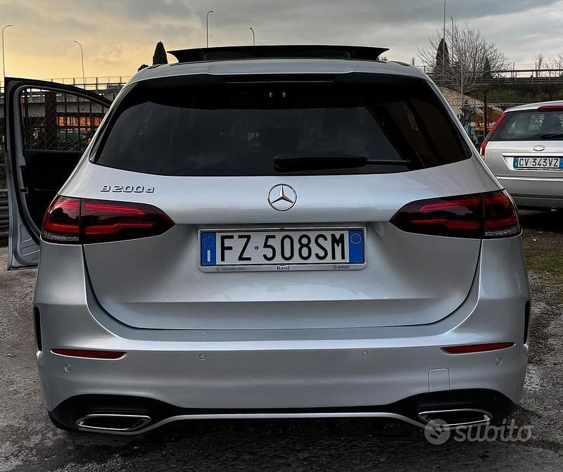 Usata Mercedes B200 163 CV (119 kW) 2019 Utilitaria