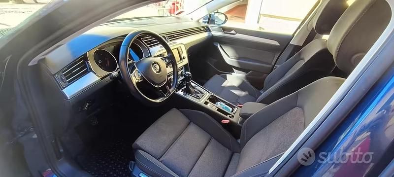 Usata VW Passat 2015 Blu Station wagon