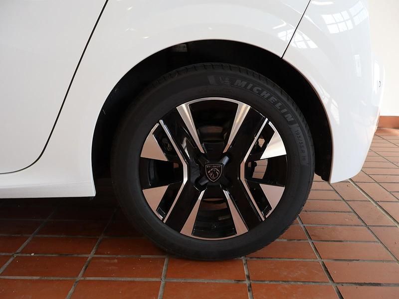 Usata Peugeot 208 Allure 110 CV (80 kW) 2025 Bianco Utilitaria