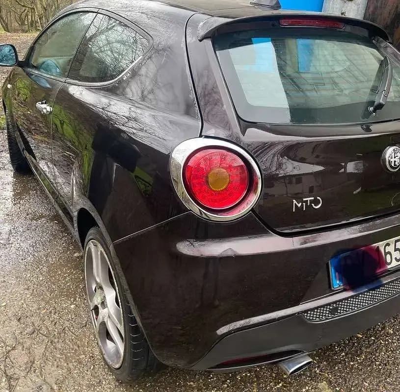 Usata Alfa Romeo MiTo Distinctive 120 CV (88 kW) 2009 Nero Utilitaria