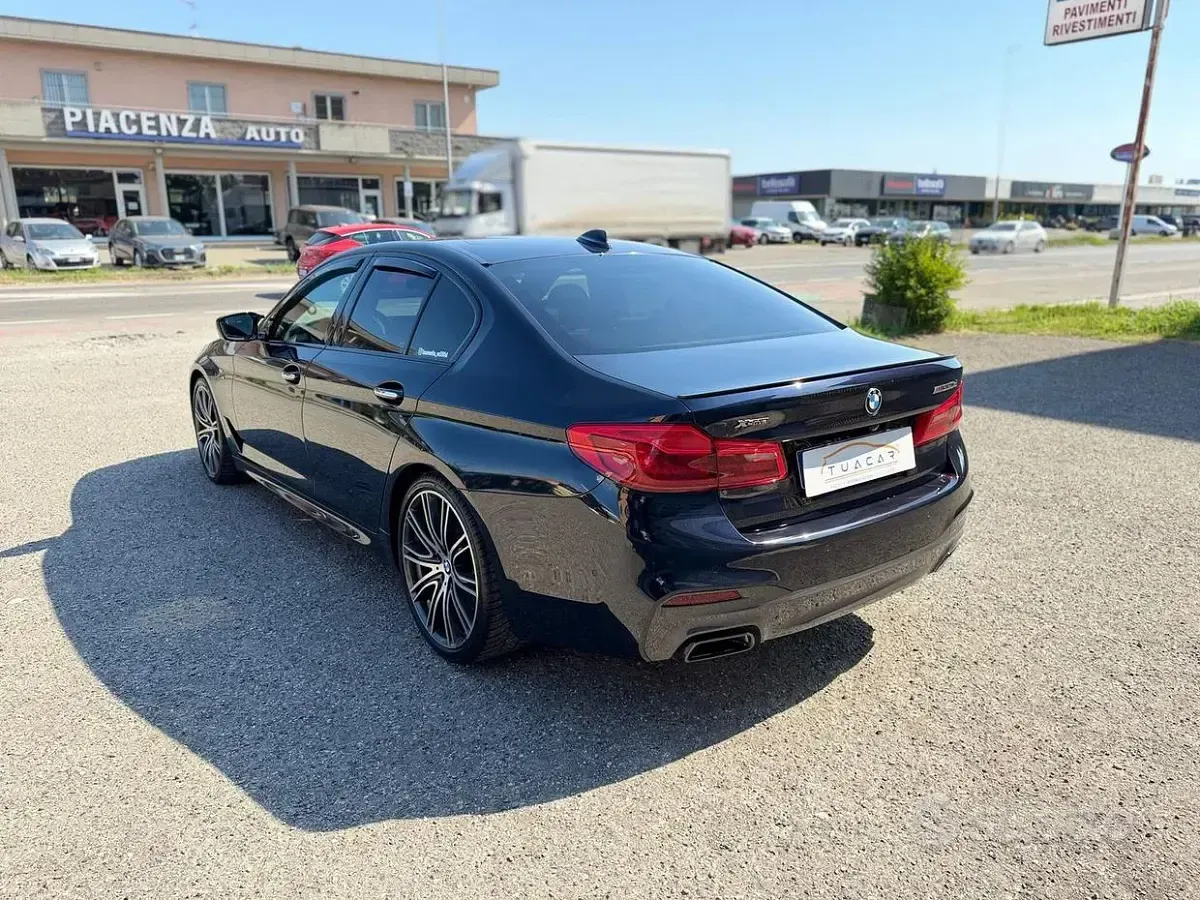 Usata BMW M550 M Sport 400 CV (294 kW) 2019 Blu Berlina