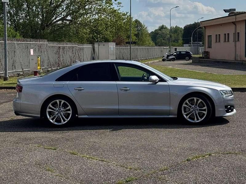 Usata Audi S8 plus Comfort 605 CV (444 kW) 2016 Argento Berlina