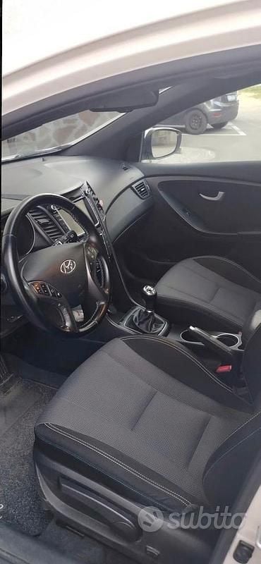 Usata Hyundai i30 GO! 110 CV (80 kW) 2017 Bianco Station wagon