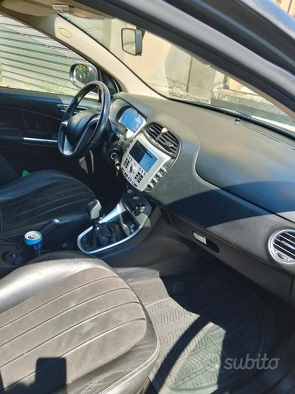 Usata Lancia Delta 2010 Bianco Utilitaria