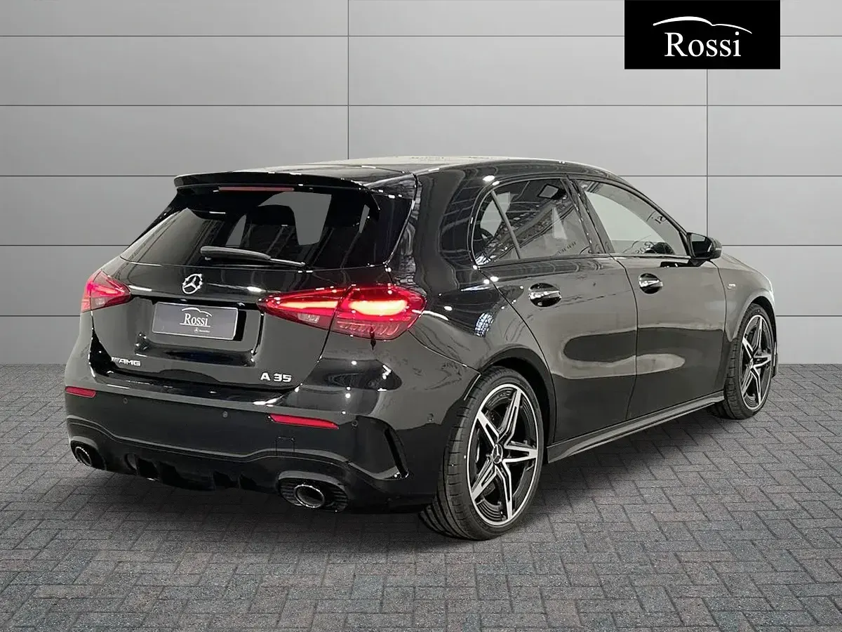 Ny Mercedes A35 AMG AMG 306 HK (225 kW) 2025 Svart
