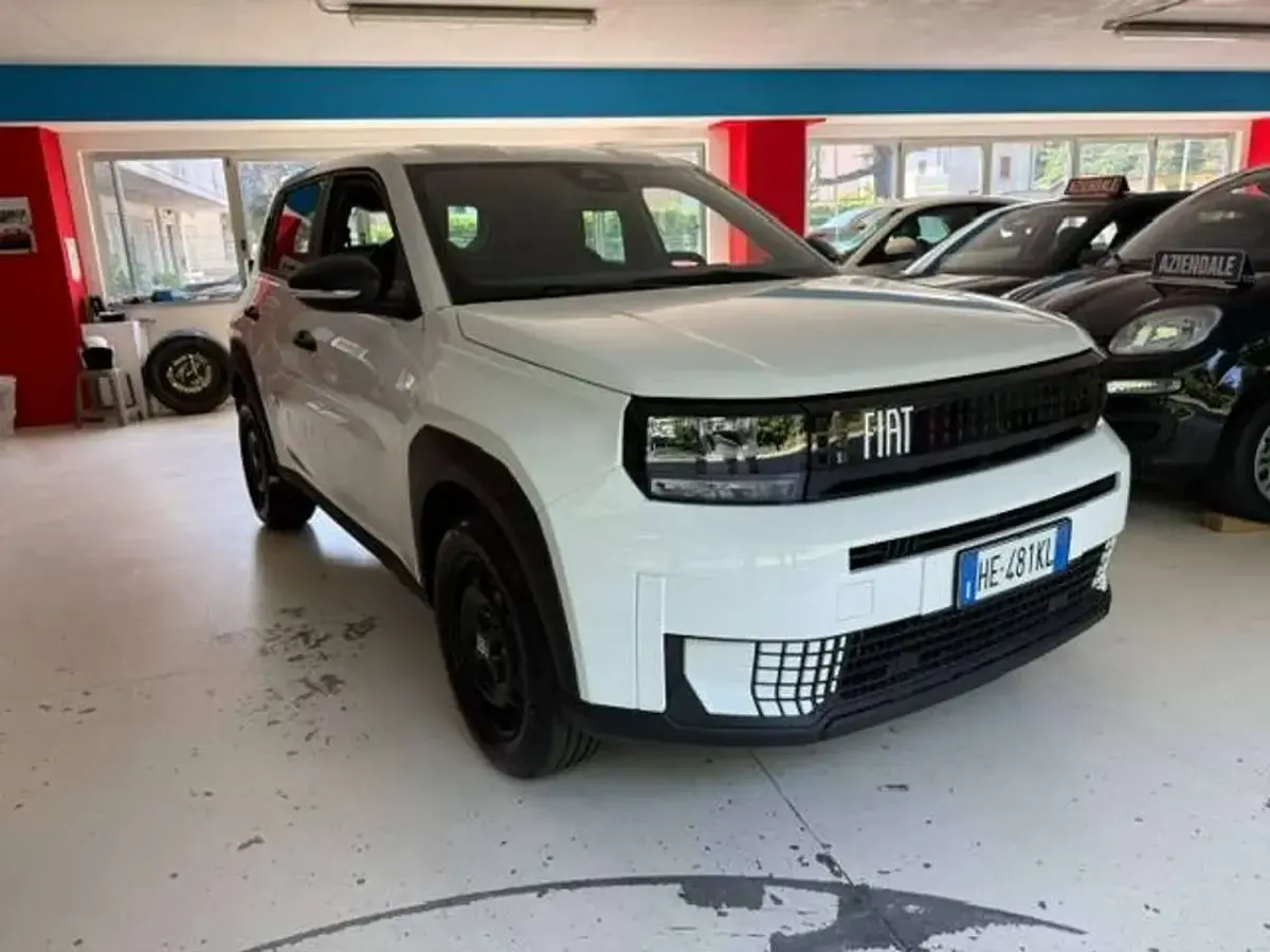 Nuova Fiat Grande Panda Pop 101 CV (74 kW) 2026 Bianco gelato Utilitaria