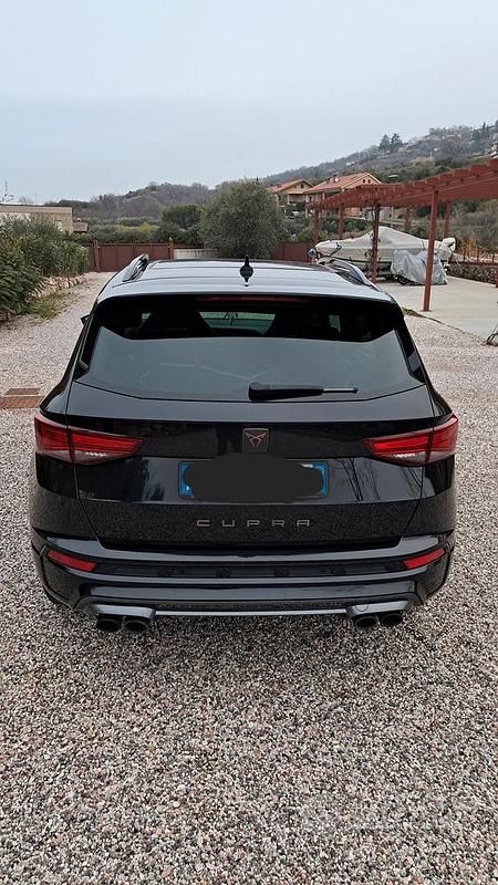 Usata Cupra Ateca 300 CV (220 kW) 2023 Nero SUV