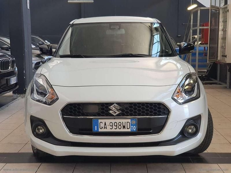 Usata Suzuki Swift 90 CV (66 kW) 2020 Bianco Utilitaria