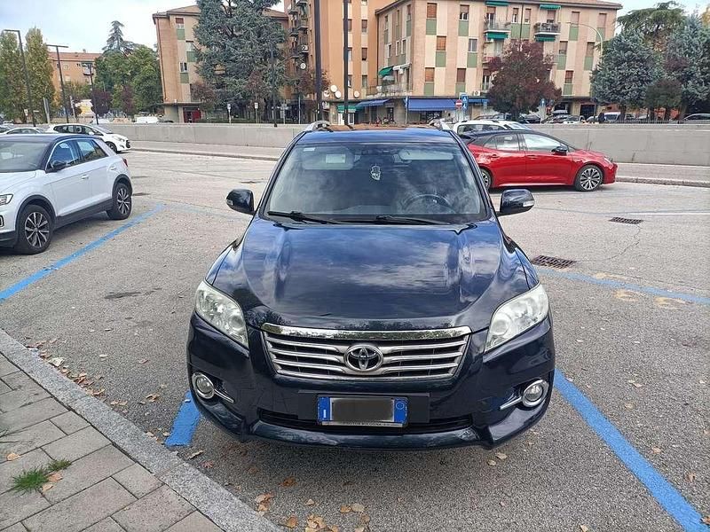 Usata Toyota RAV4 Life 150 CV (110 kW) 2011 SUV