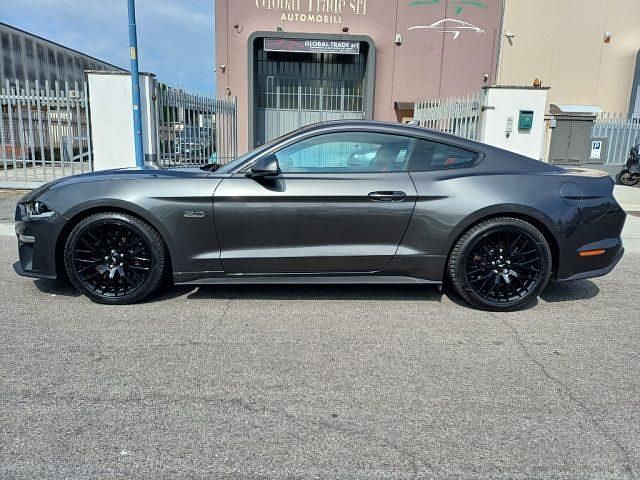 Usata Ford Mustang GT Fastback 460 CV (338 kW) 2021 Antracite Coupé
