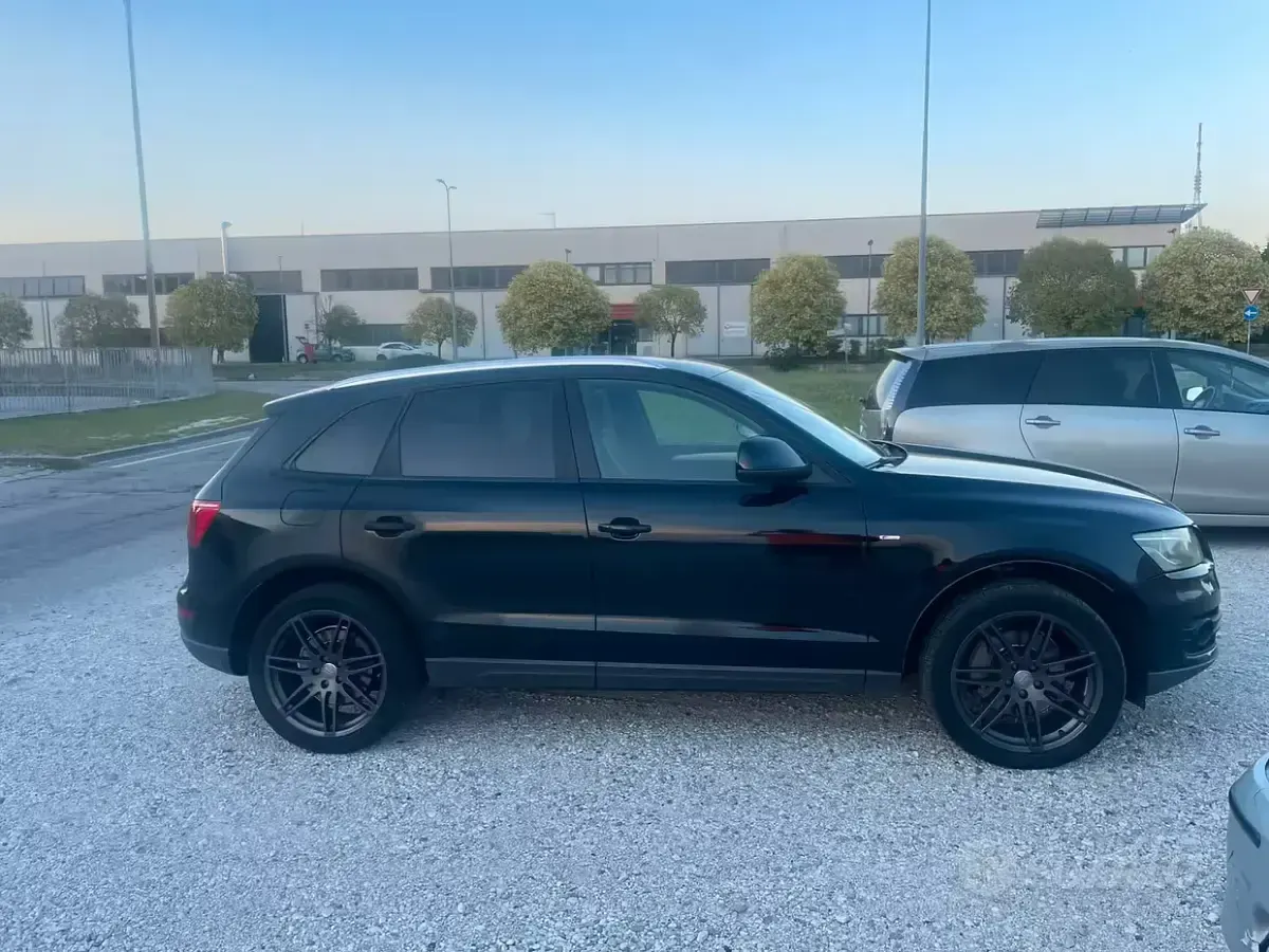 Usata Audi Q5 S-Line 239 CV (175 kW) 2010 Nero SUV