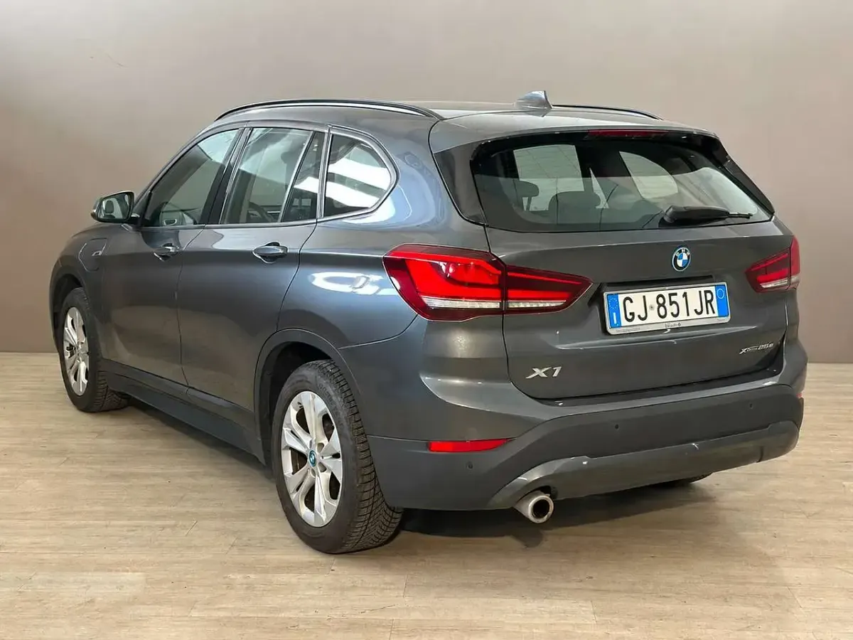 Usata BMW X1 Advantage 125 CV (91 kW) 2022 Grigio SUV