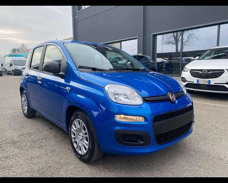 Nuova Fiat Panda Icon 65 CV (47 kW) 2026 Giallo positano / tetto nero Utilitaria