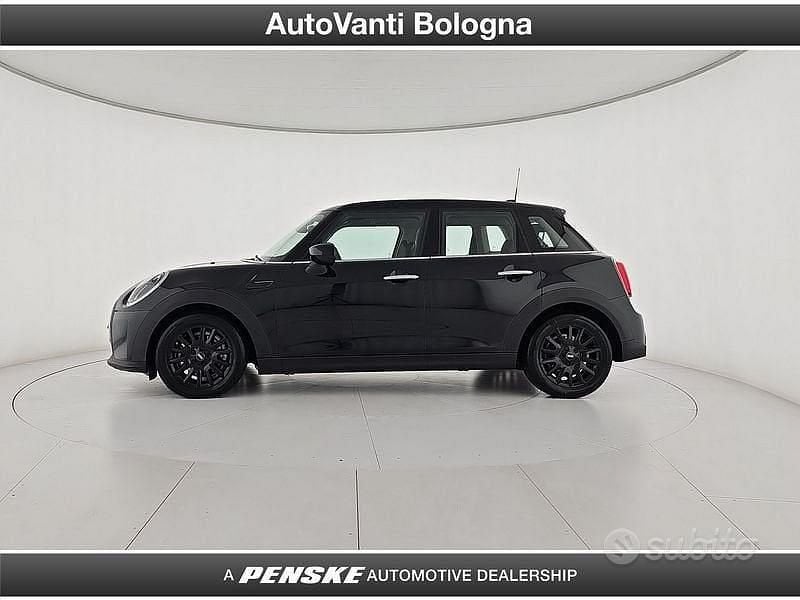 Usata Mini Cooper Essential 136 CV (100 kW) 2024 Nero Utilitaria