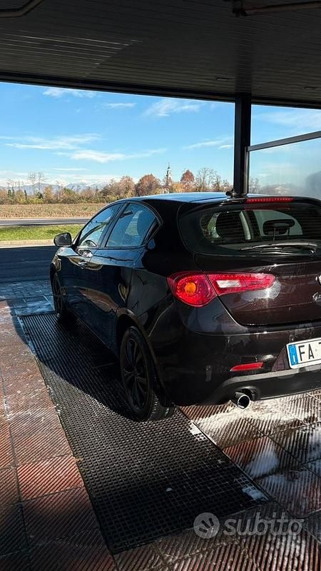 Usata Alfa Romeo Giulietta 120 CV (88 kW) 2015 Berlina