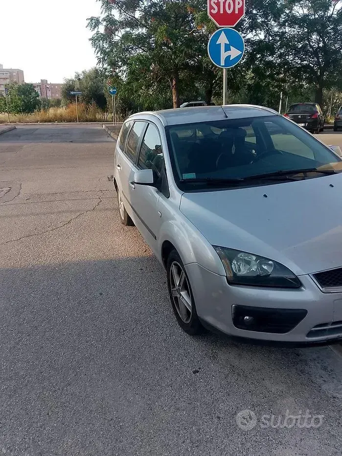 Usata Ford Focus 2007 Grigio Station wagon