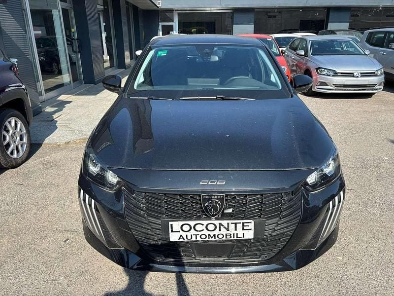Usata Peugeot 208 Allure 101 CV (74 kW) 2024 Nero Utilitaria