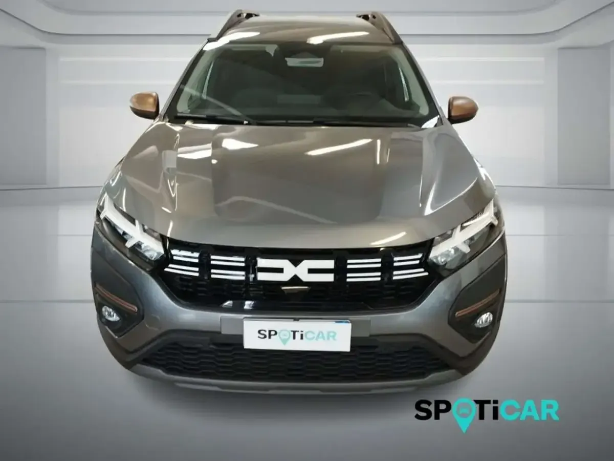 Nuova Dacia Jogger Extreme 101 CV (74 kW) 2026 Grigio scisto Monovolume