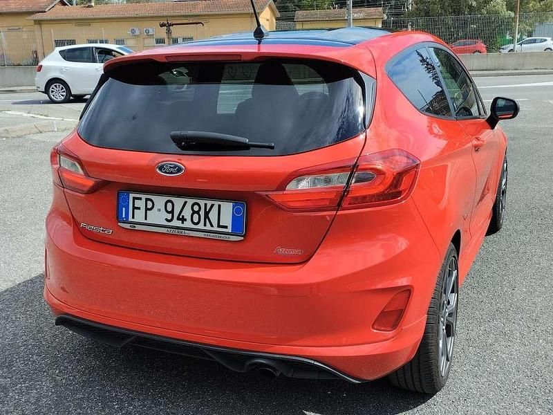 Usata Ford Fiesta ST-Line 101 CV (74 kW) 2018 Rosso Utilitaria