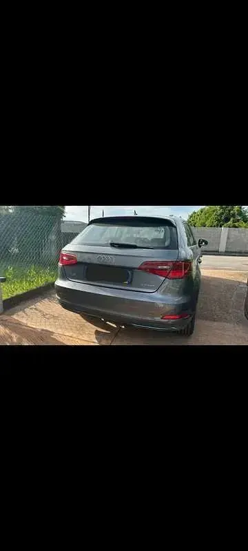 Usata Audi A3 Ambition 110 CV (80 kW) 2014 Grigio Berlina