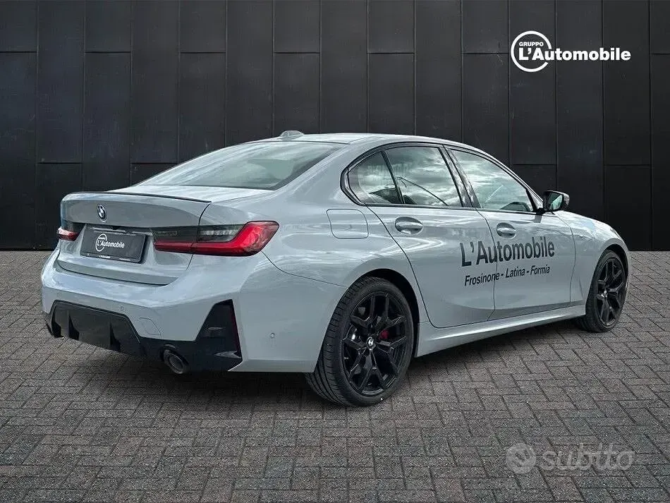 Usata BMW 330 M Sport 245 CV (180 kW) 2026 Grigio Berlina