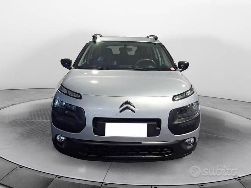 Käytetty Citroën C4 PureTech 82 HP (60 kW) 2014 Hopea Katumaasturi