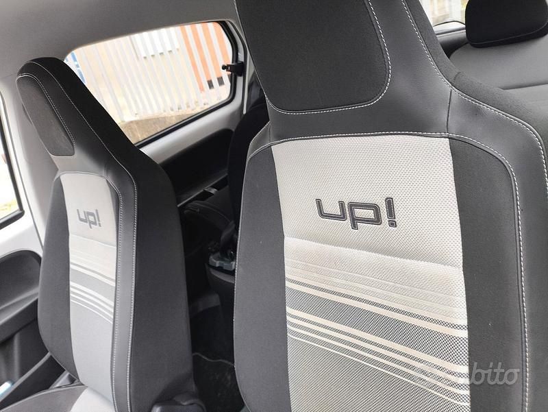 Usata VW up! Highline 75 CV (55 kW) 2013 Utilitaria