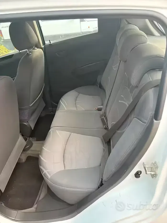 Usata Chevrolet Spark 68 CV (50 kW) 2010 Bianco Utilitaria