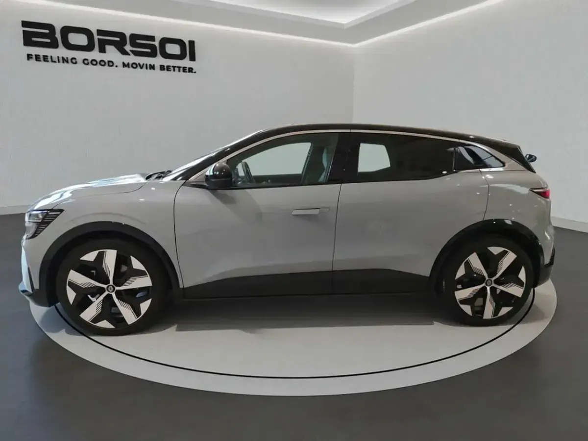 Usata Renault Megane E-Tech Techno 55 kW (75 CV) 2023 Grigio aviation SUV