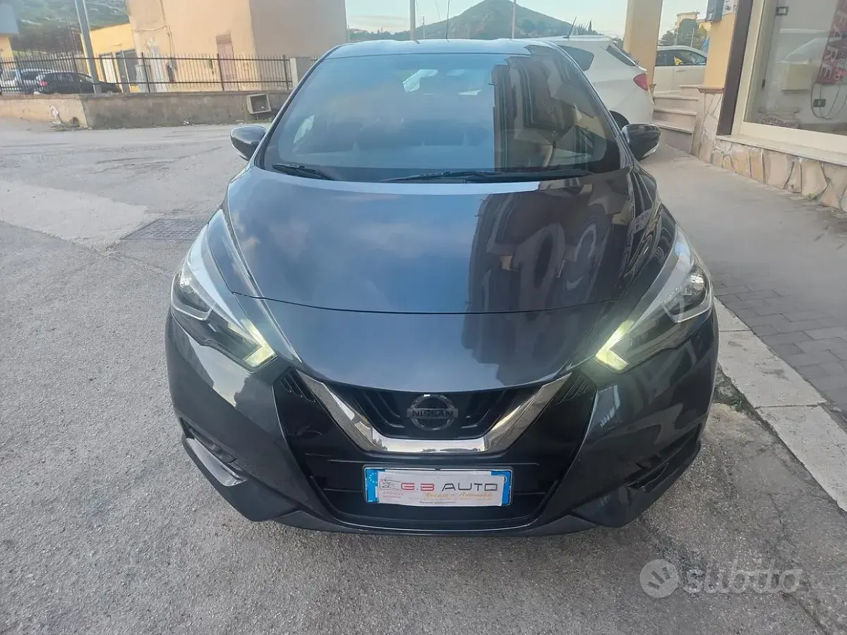 Gebraucht Nissan Micra 71 PS (52 kW) 2017 Grau Kleinwagen