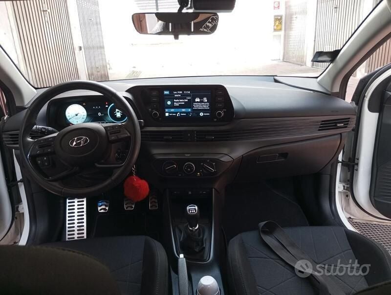 Usata Hyundai Bayon 84 CV (61 kW) 2022 Bianco SUV