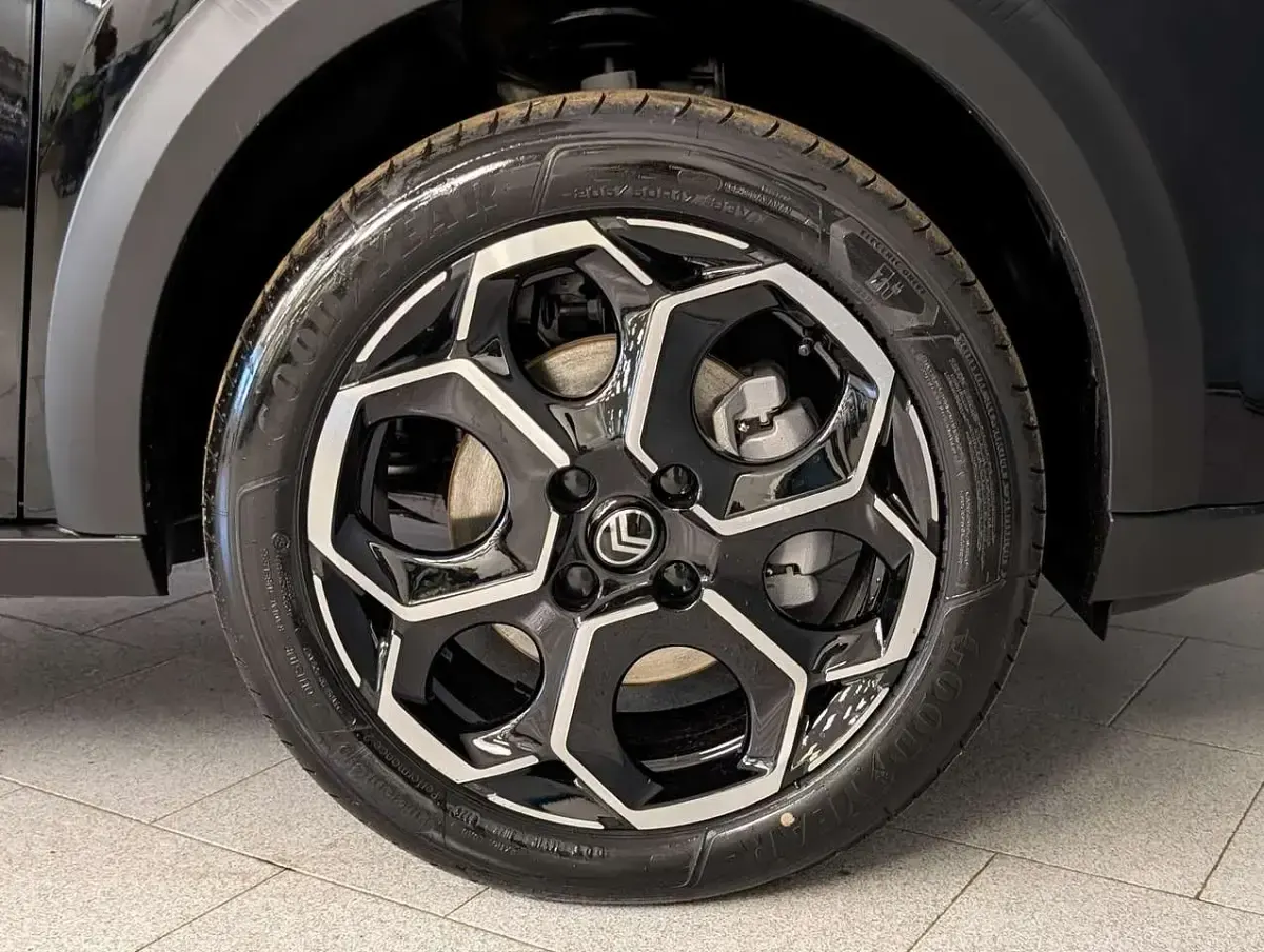 Nuova Citroën C3 PureTech 101 CV (74 kW) 2026 Nero SUV