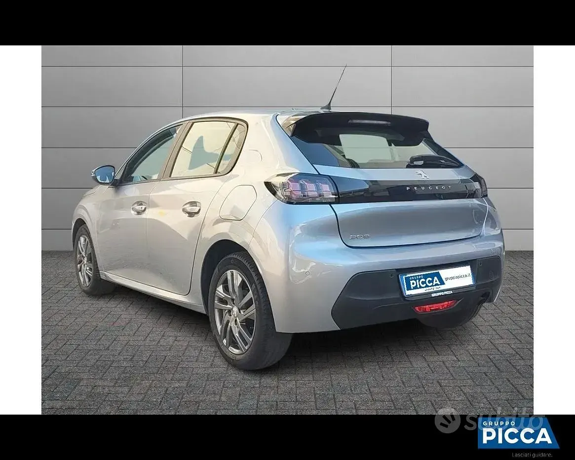 Usata Peugeot 208 Active 75 CV (55 kW) 2022 Grigio Utilitaria