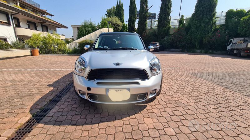 Usata Mini Countryman 111 CV (81 kW) 2012 Grigio SUV