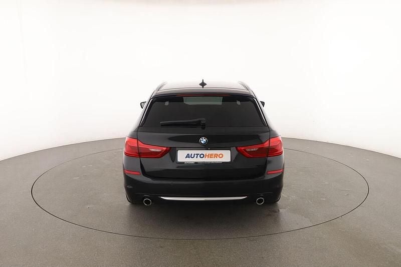 Usata BMW 520 Luxury Line 190 CV (139 kW) 2017 Nero Station wagon