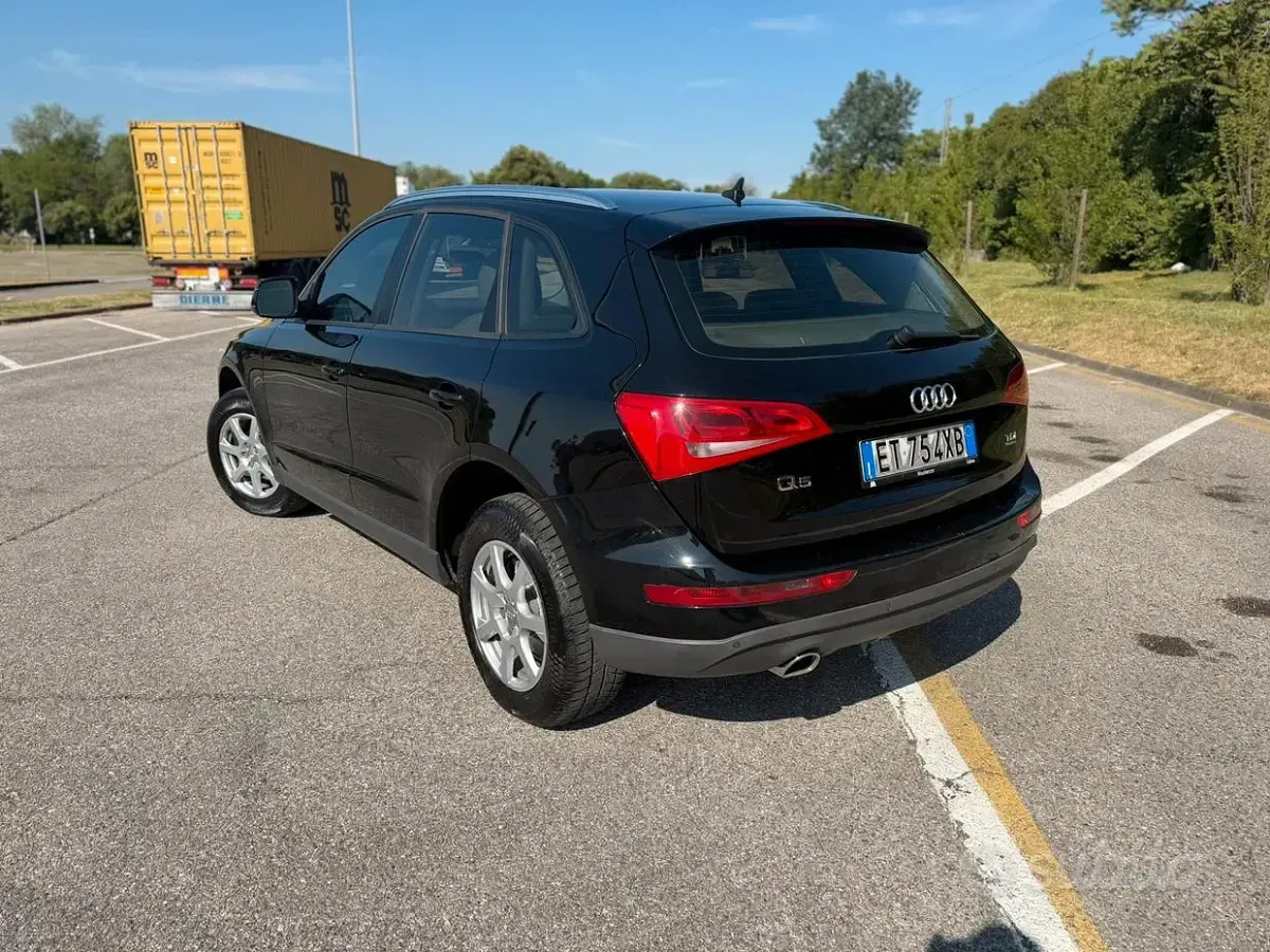 Usata Audi Q5 177 CV (130 kW) 2014 Nero SUV