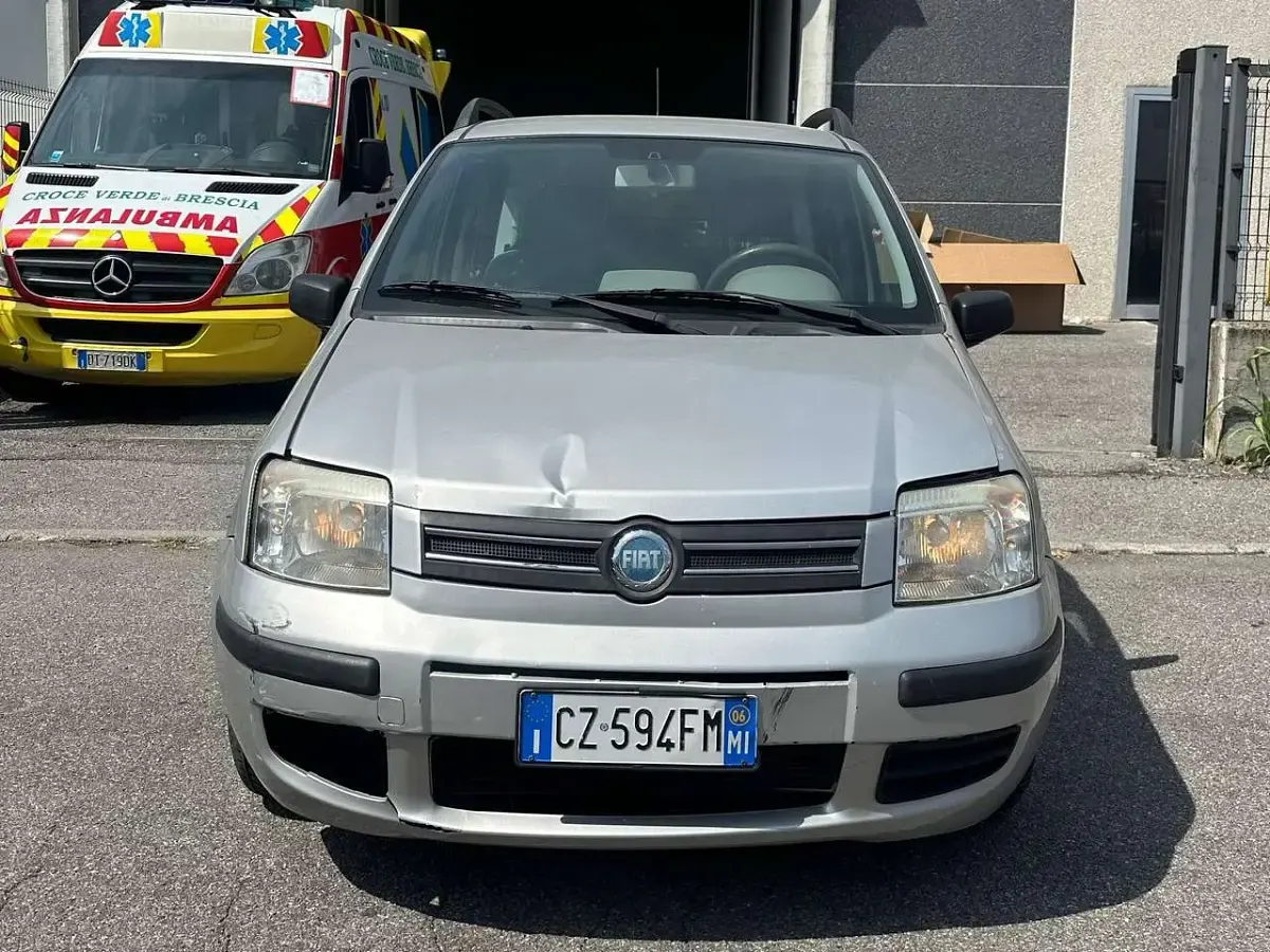 Usata Fiat Panda Dynamic 60 CV (44 kW) 2006 Grigio Utilitaria
