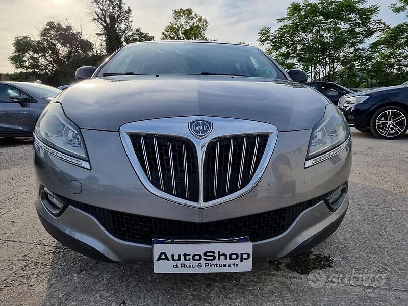 Usata Lancia Delta 120 CV (88 kW) 2008 Antracite pastello Utilitaria