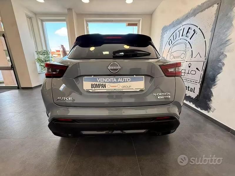 Usata Nissan Juke 143 CV (105 kW) 2022 Grigio SUV
