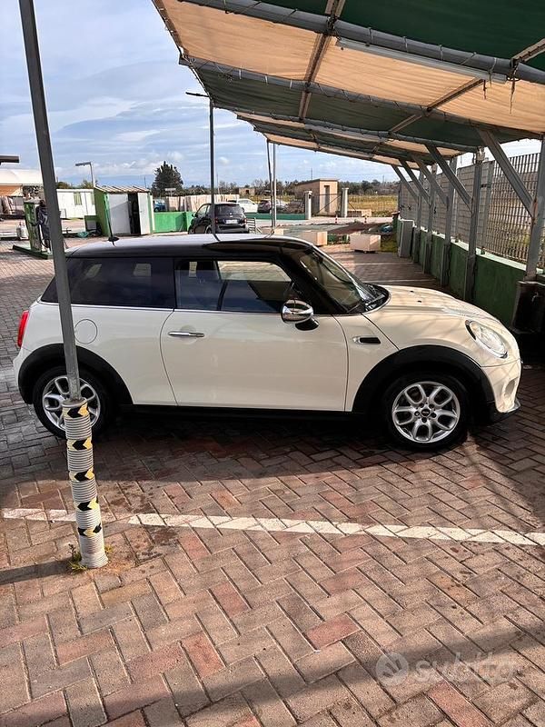 Usata Mini Cooper D 116 CV (85 kW) 2014 Utilitaria